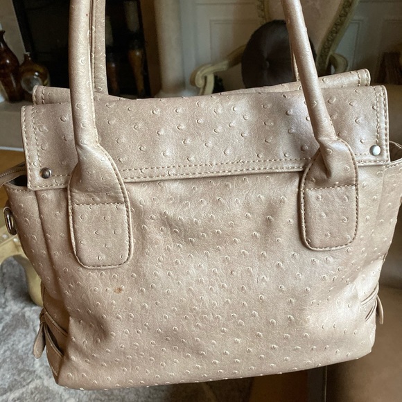 MG Collection - Picture 2 of 8